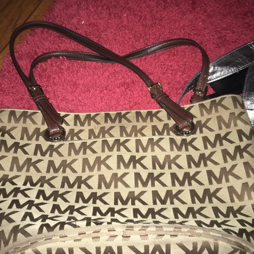 Micheal kors bag